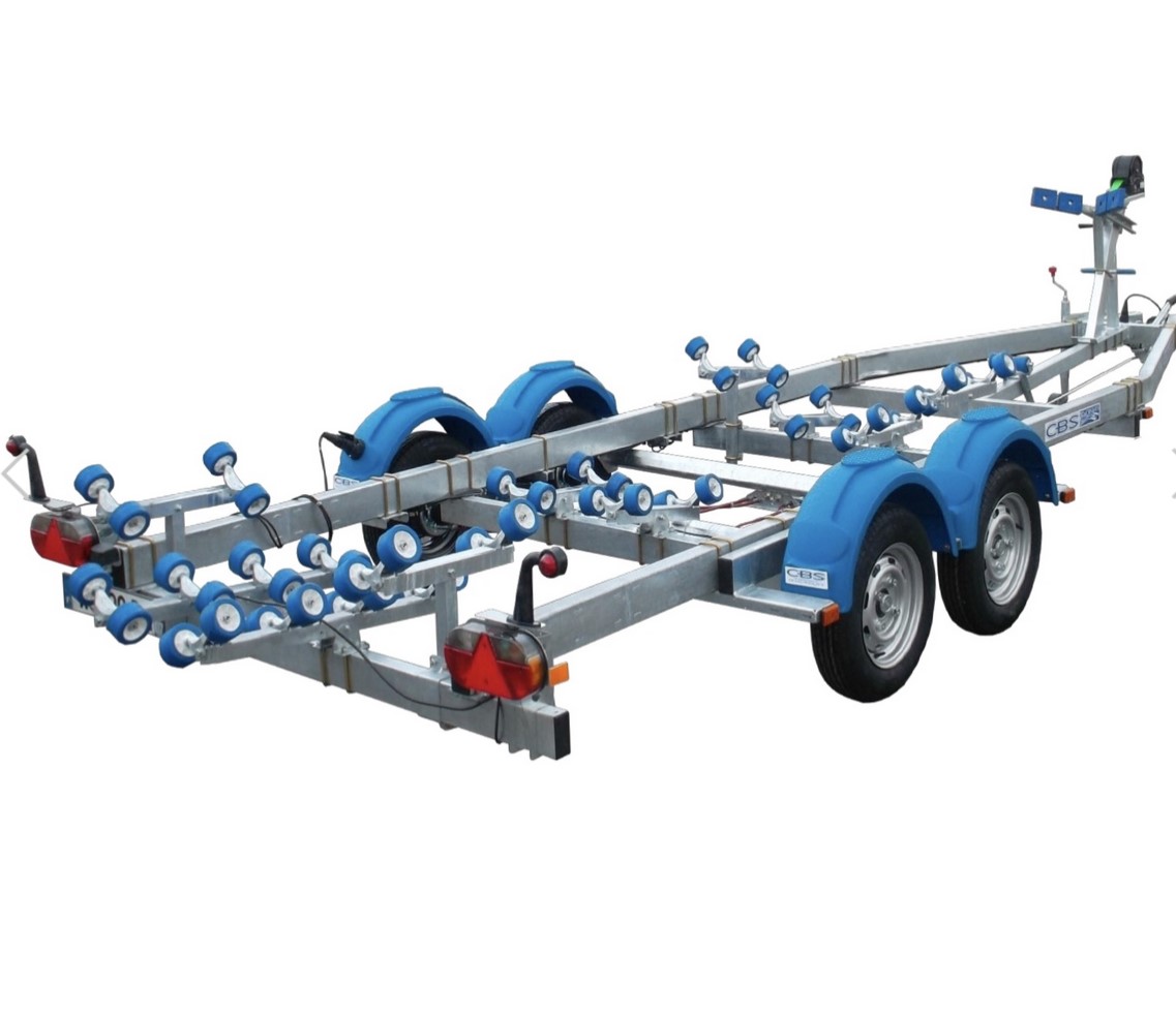 Prívesy pod člny brzdené