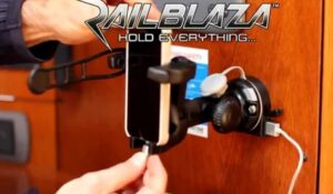 RAILBLAZA STARPORT vrátane USB PORT – Obrázok 4
