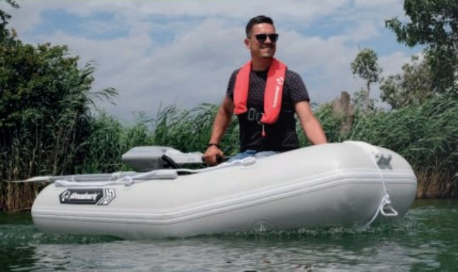 KIWI - MODELLEK FIX ÖSSZECSUKHATÓ PADLÓVAL