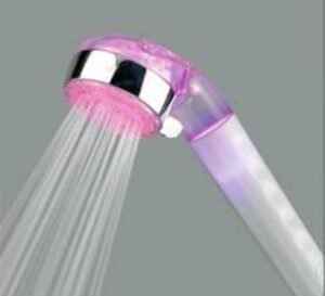 Sprchová hlavica s farebným LED ukazovateľom teploty – Obrázok 1