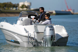 HONDA BF80AK1 XRTU závesný lodný motor – Obrázok 4