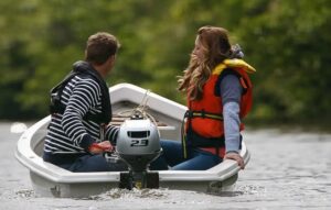 LODNÝ MOTOR HONDA BF 2,3 SCHU + olej zdarma – Obrázok 3