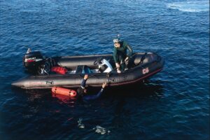 Čln nafukovací Bombard Commando C5 (L) / 470 čierny – Obrázok 8