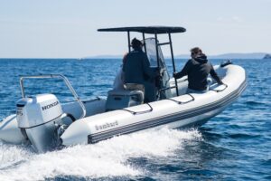 Čln nafukovací Bombard Explorer 600 Strongan svetlo šedý – Obrázok 6