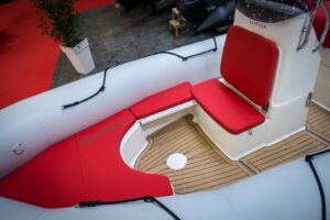 Bombard Sunrider 650 Strongan nafukovací čln sv. šedý / fire – Obrázok 10