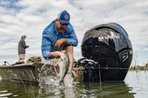 Tohatsu MFS 140A ETUL závesný lodný motor – Obrázok 4