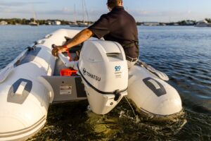 Tohatsu MFS 9,9 CYW S závesný lodný motor – Obrázok 3