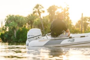 Tohatsu MFS 9,9 CYW S závesný lodný motor – Obrázok 4