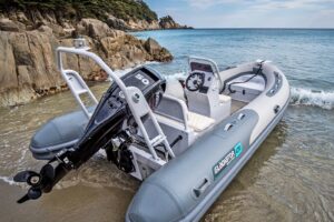 Gladiator Rib 470 AL nafukovací čln s hliníkovou podlahou a konzolou - sivý – Obrázok 4