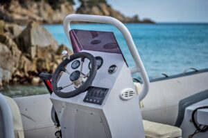 Gladiator Rib 470 AL nafukovací čln s hliníkovou podlahou a konzolou - sivý – Obrázok 6