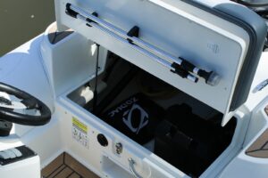 Zodiac Yachtline 440 DL Strongan nafukovací čln - šedý – Obrázok 5