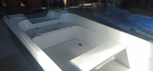 AQUA SYBB Rybársky čln TISZA TFB-06 s dvojitým dnom zo sklolaminátu - 550x160x58cm – Obrázok 3