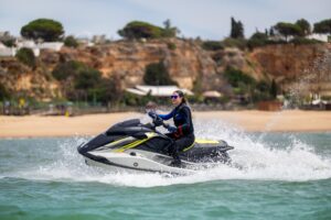 YAMAHA GP HO vodný skúter, svetlosivá so zeleným odtieňom – Obrázok 6