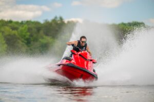 YAMAHA 2026 GP SVHO vodný skúter, červený – Obrázok 5