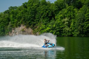 YAMAHA JetBlaster DLX 2026 vodný skúter, azúrovo modrý a biely – Obrázok 5