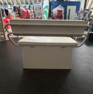 Lodný box so sedadlom a operadlom 109 cm - použitý – Obrázok 3