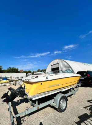 Motorový čln Monterey 180 FS (2005) s prívesom – Obrázok 4