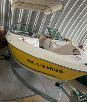 Motorový čln Monterey 180 FS (2005) s prívesom – Obrázok 8