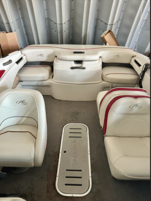 Motorový čln Monterey 180 FS (2005) s prívesom – Obrázok 14