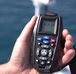 RHINO BMR GPS NxT 65 Longshaft 12V predný elektromotor biely – Obrázok 9