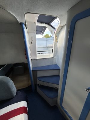 CRANCHI CRUISER 32 – komfortná kajutová motorová loď vo výbornom stave – Obrázok 18